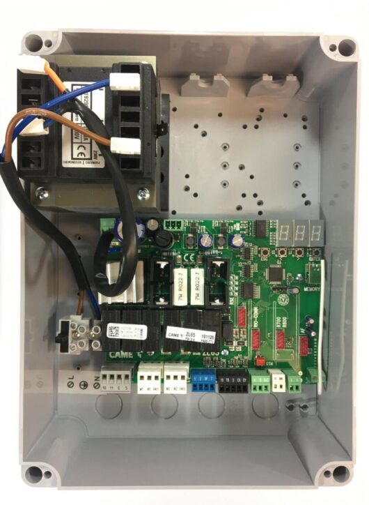 skrinka-s-elektron-pre-dvojkr-br-nu-24-v-dc_2